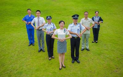 有溫度 有智慧 龍湖智創生活領跑物管服務心賽道